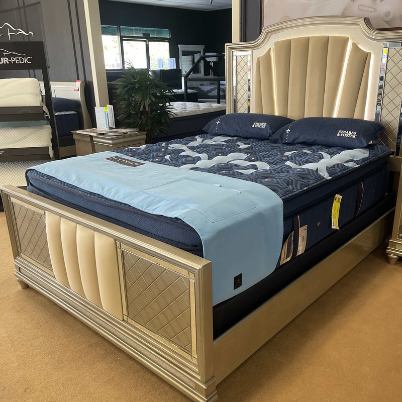 Chevanna Platinum Queen Upholstered Panel Bedroom Sets