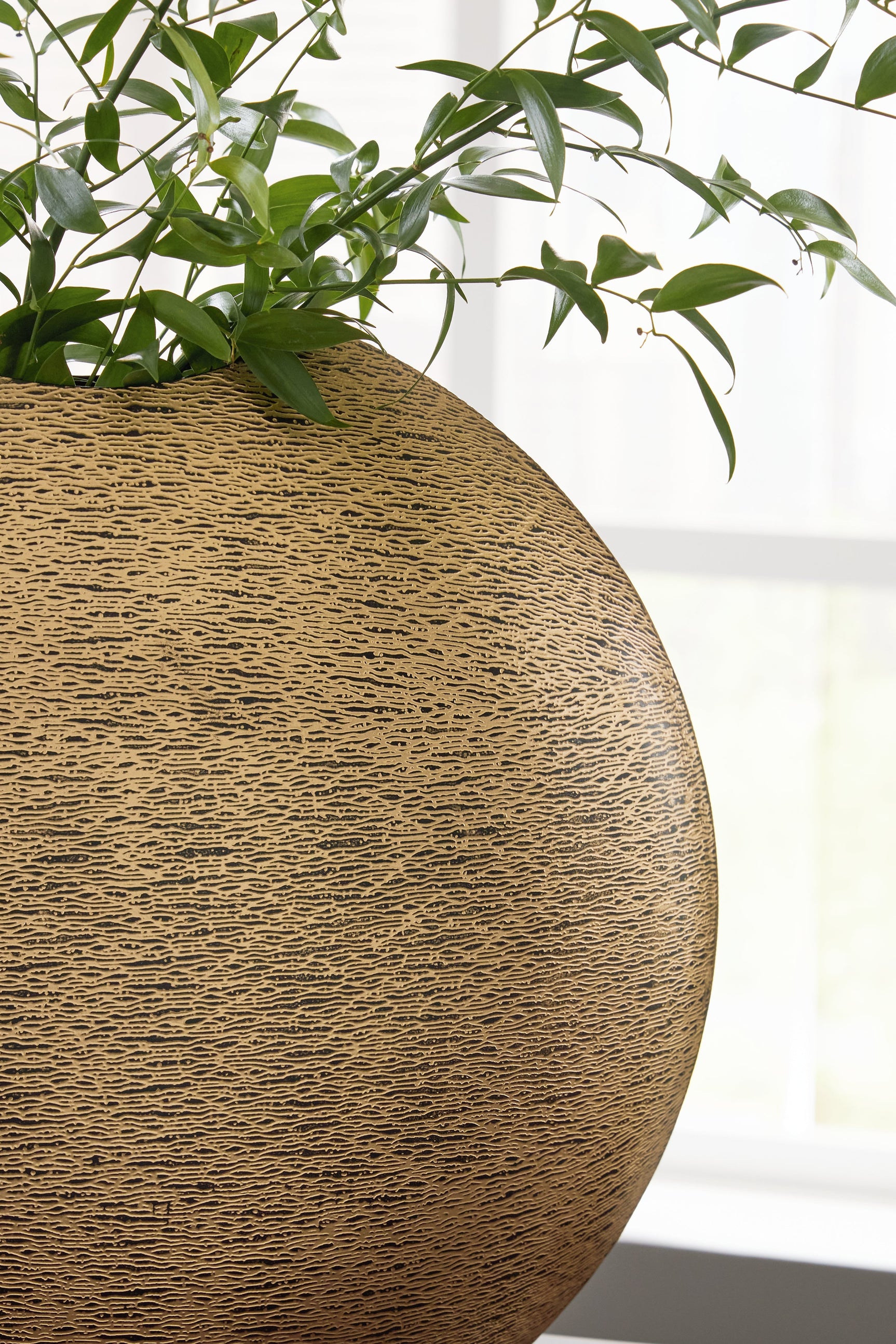 Iansboro Antique Gold Vase - Ornate Home