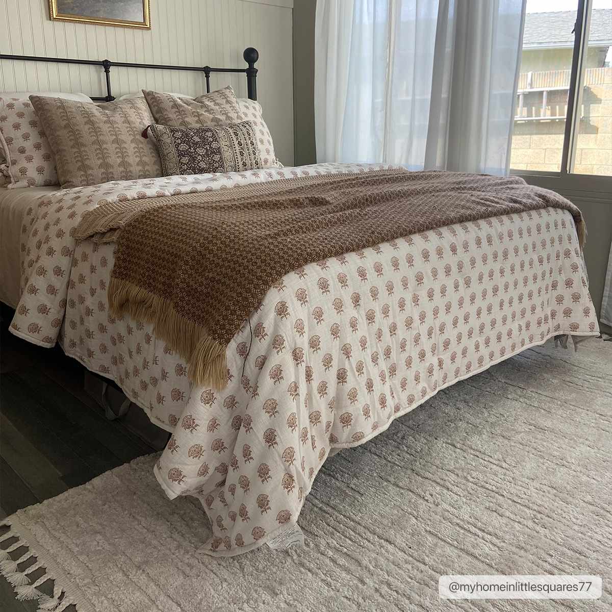 Ibarra Textured Ivory High/Low Pile Rug with Tassels - Ornate Home