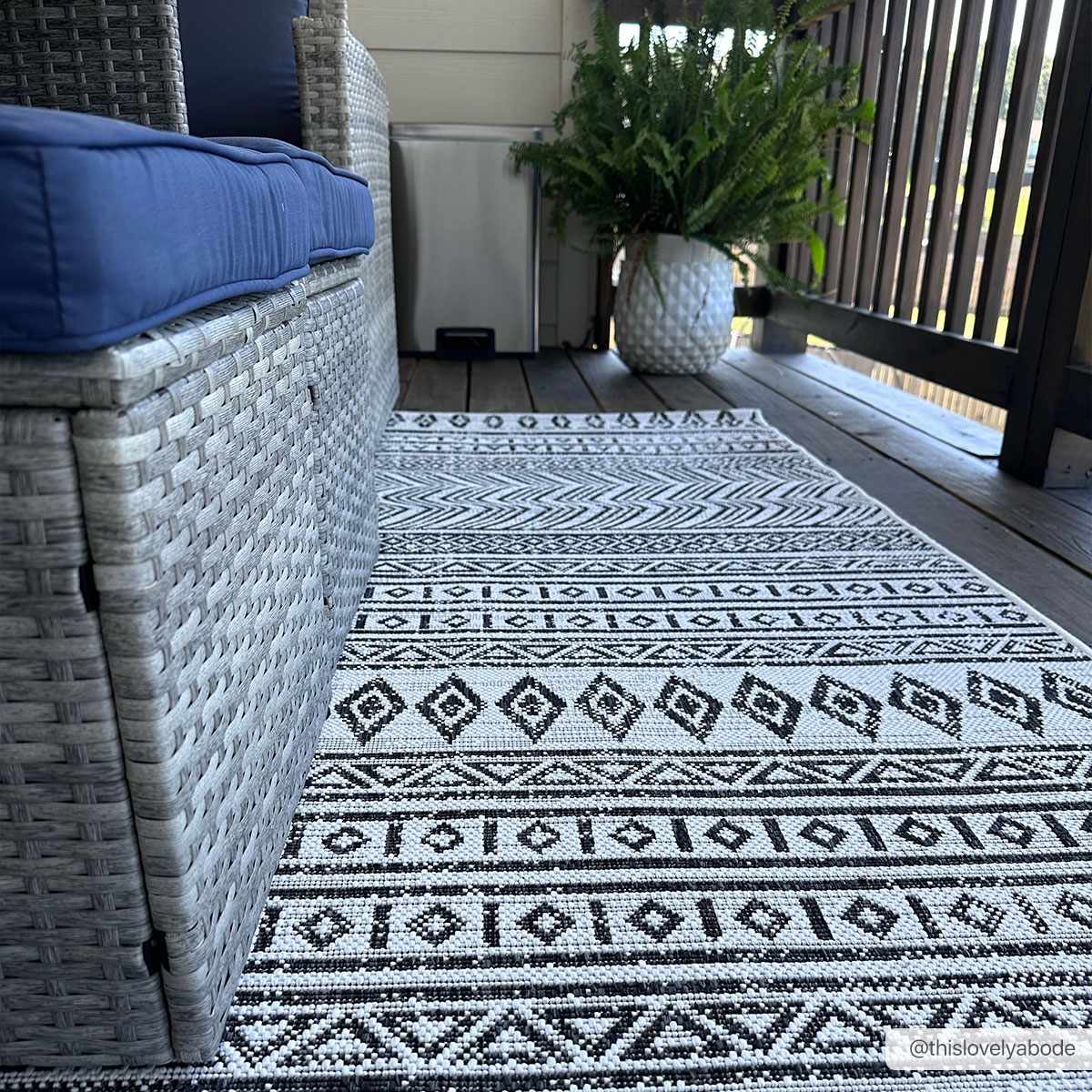 Imboden Black&White Outdoor Rug - Ornate Home