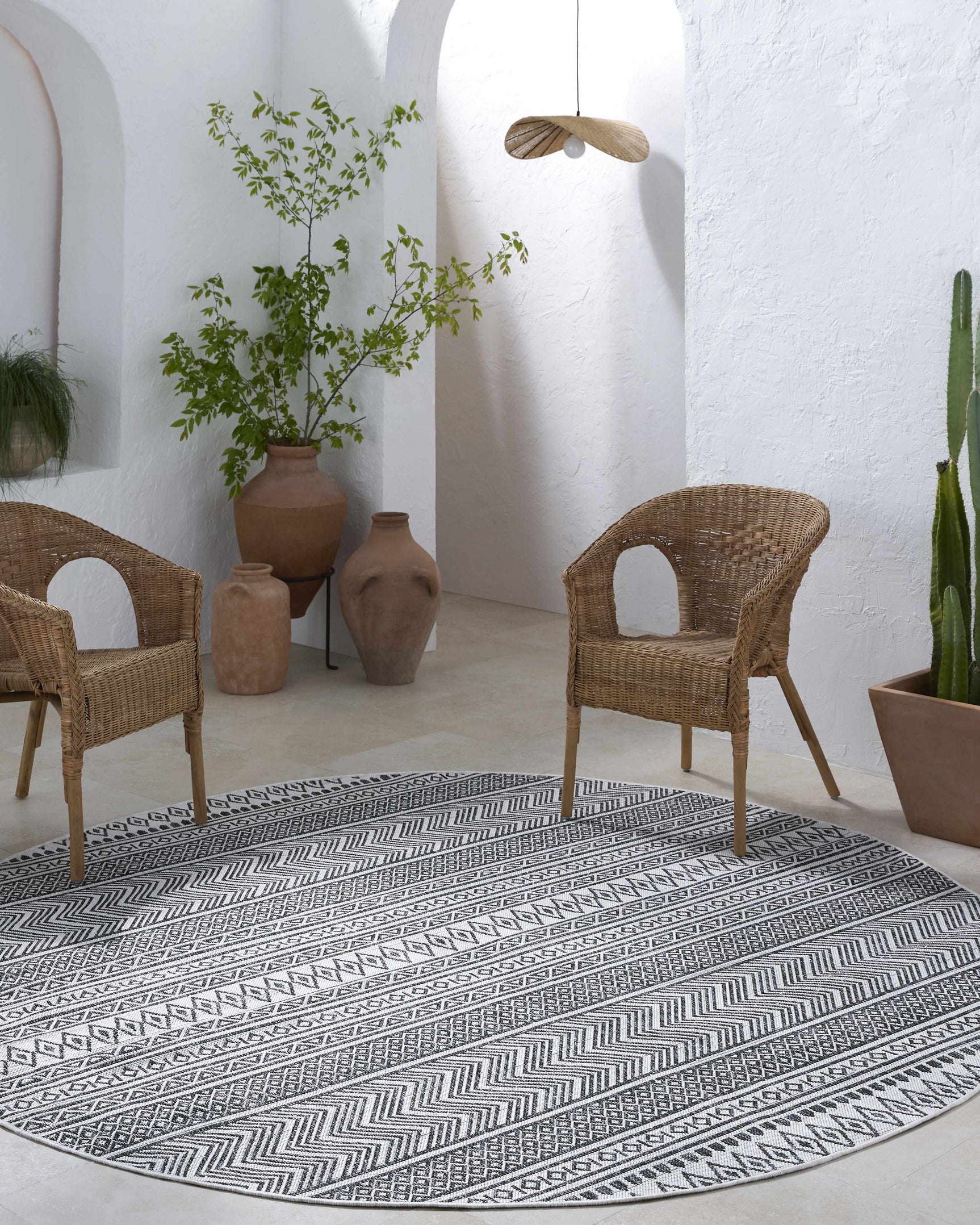 Imboden Black&White Outdoor Rug - Ornate Home
