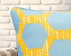 Indoor/Outdoor Gaines Yellow/Blue Throw Pillow (Set of 2) - Ornate Home