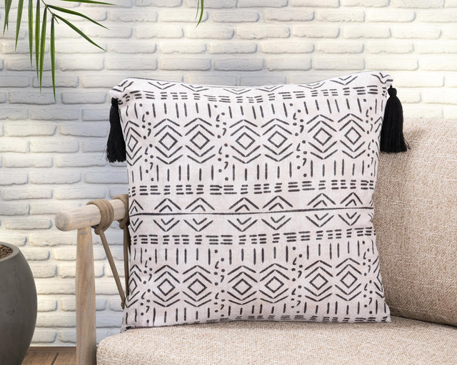 Indoor/Outdoor Zambia Natural 22x22 Throw Pillow (Set of 2) - Ornate Home