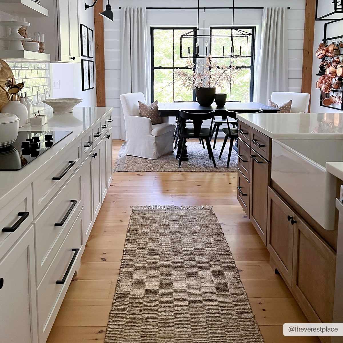Ionut Checkered Jute Area Rug - Ornate Home