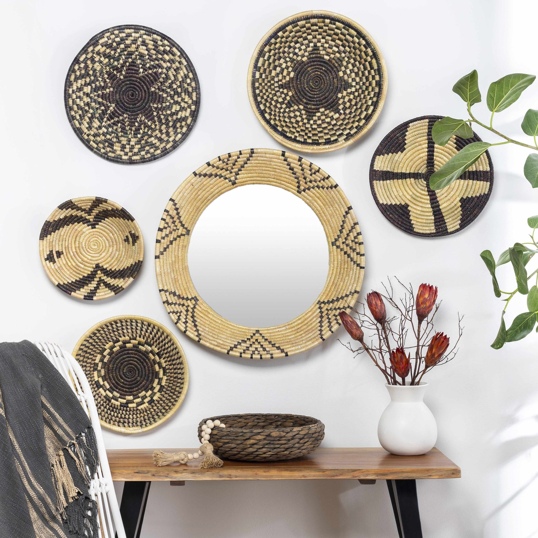 Ipilan Moonj Grass Starburst Round Mirror - Clearance - Ornate Home