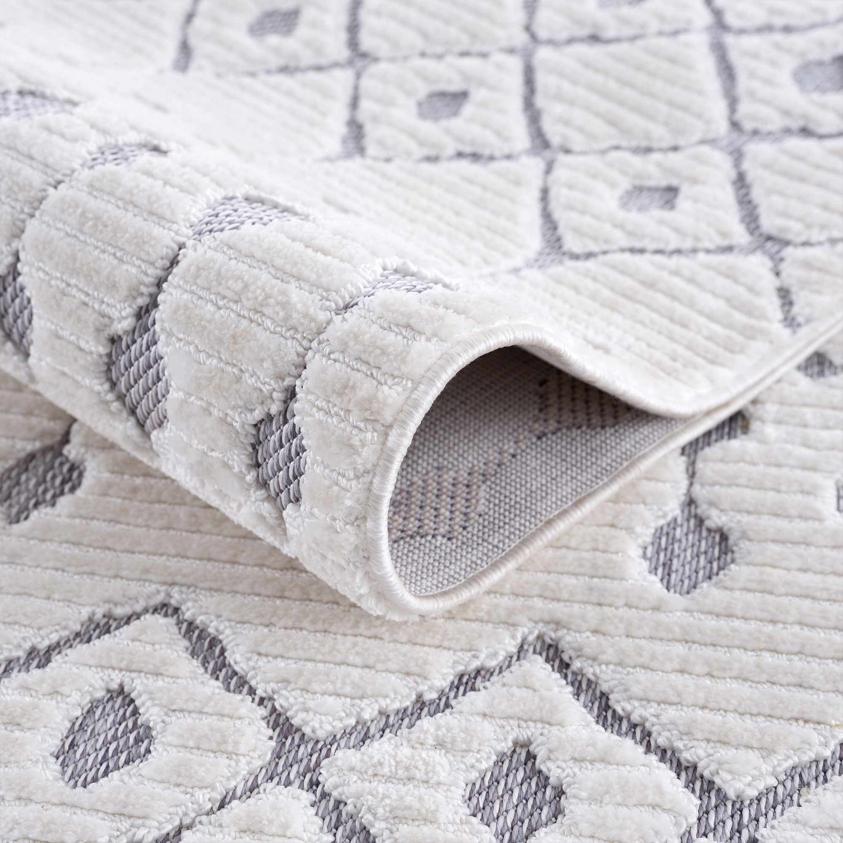 Ivory Gray Beil Textured Trellis Fringe Area Rug - Clearance - Ornate Home