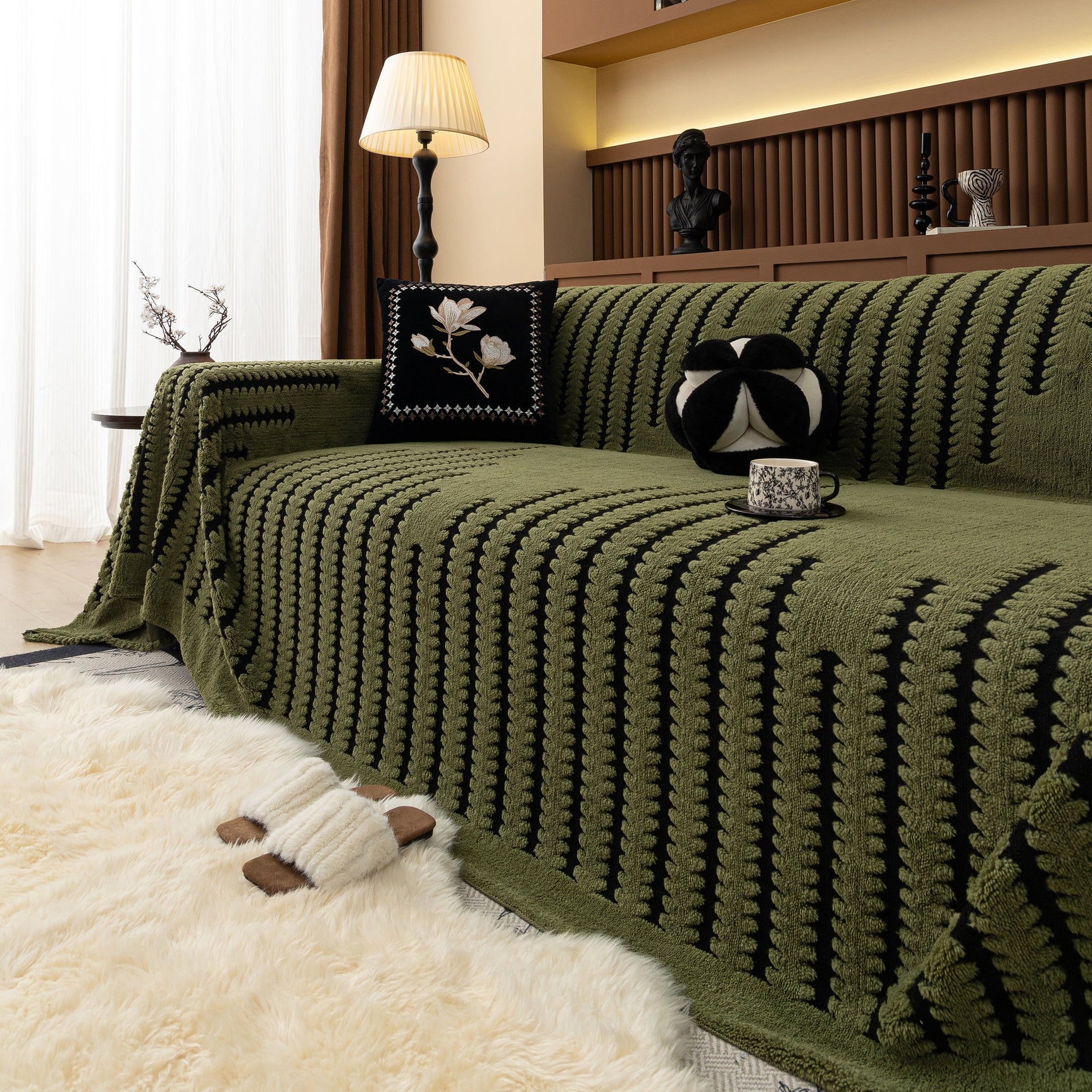 Jacquard Fleece Throw Blanket for Couch Plush Fuzzy Cozy Soft Blankets and Throws for Sofa - Ornate Home