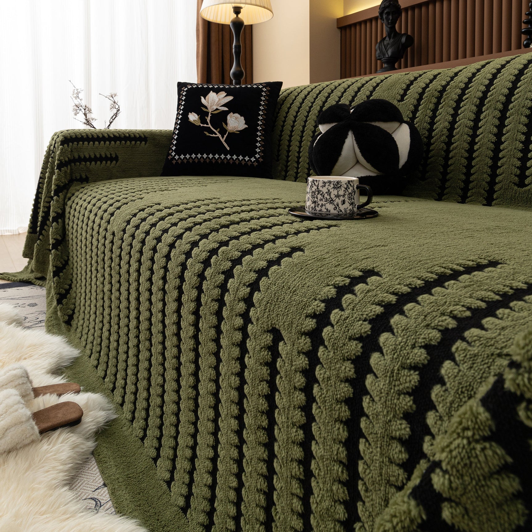 Jacquard Fleece Throw Blanket for Couch Plush Fuzzy Cozy Soft Blankets and Throws for Sofa - Ornate Home