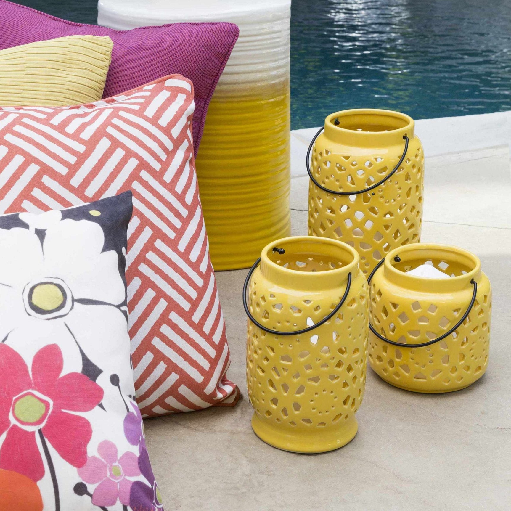 Jeiseyville Yellow Geometric Outdoor Ceramic Lantern - Ornate Home