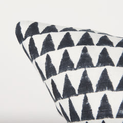 Jolie Cream/Black 22x22 Linen Square Pillow Cover with Down Filler (Set of 2) - Ornate Home