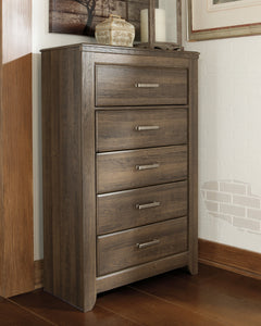 Juararo Brown Queen Poster Bedroom Set with 2 Chests - Ornate Home