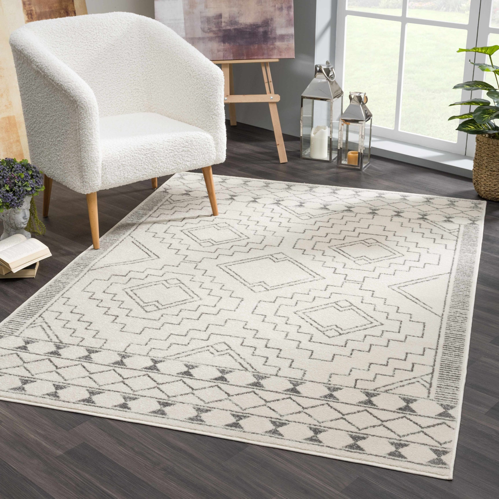 KMRSH-4614 Ivory Tribal Carpet - Clearance - Ornate Home