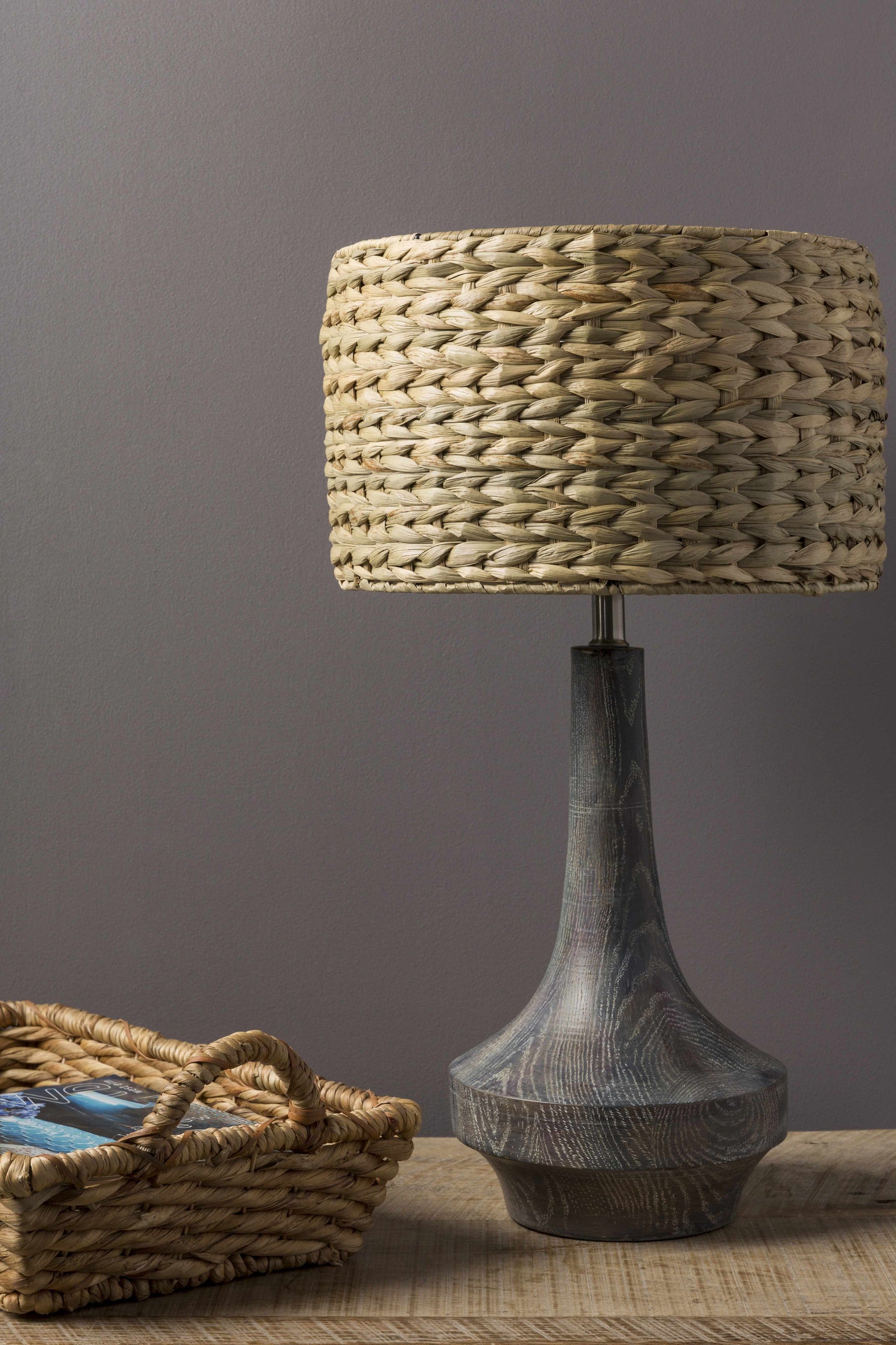 Kabankalan Seagrass Resin Table Lamp - Ornate Home