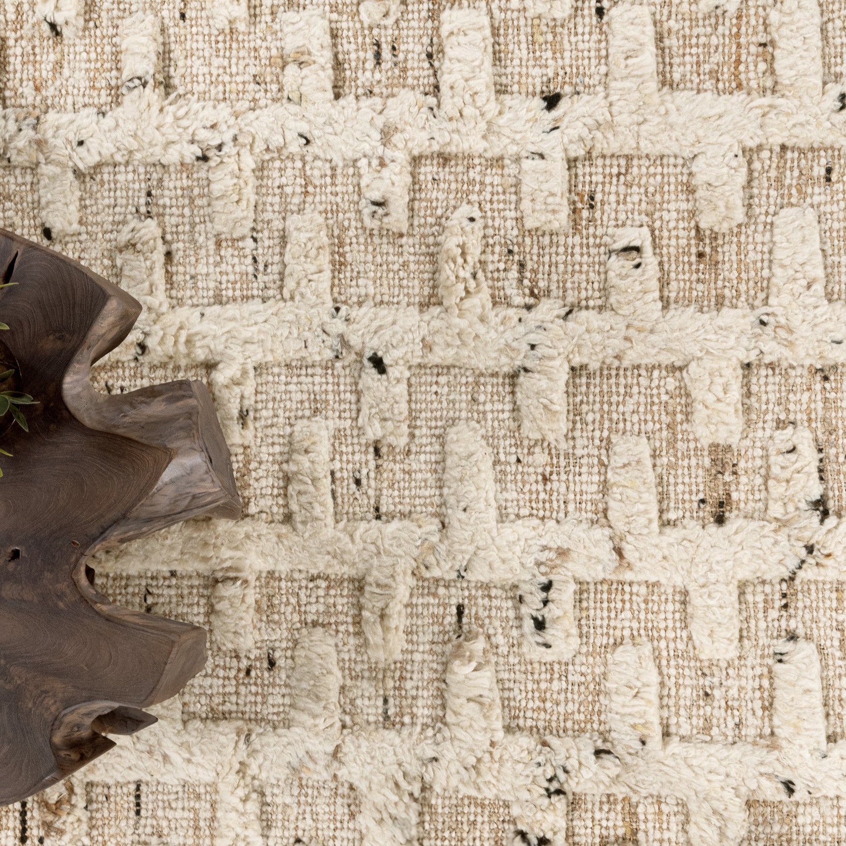 Kapala Ivory/Natural Rug - Ornate Home