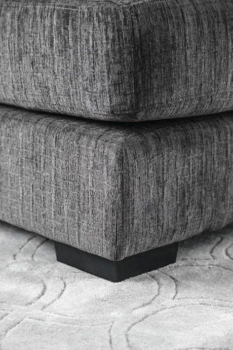 Kaylee Gray U-Shaped Sectional w/ Ottoman Right Chaise - Ornate Home