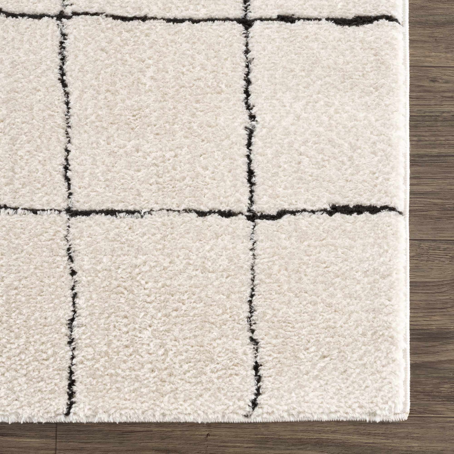 Keanu Black & White Area Rug - Clearance - Ornate Home