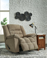 Kegler Briar Manual Recliner (Online Special Price) - Ornate Home