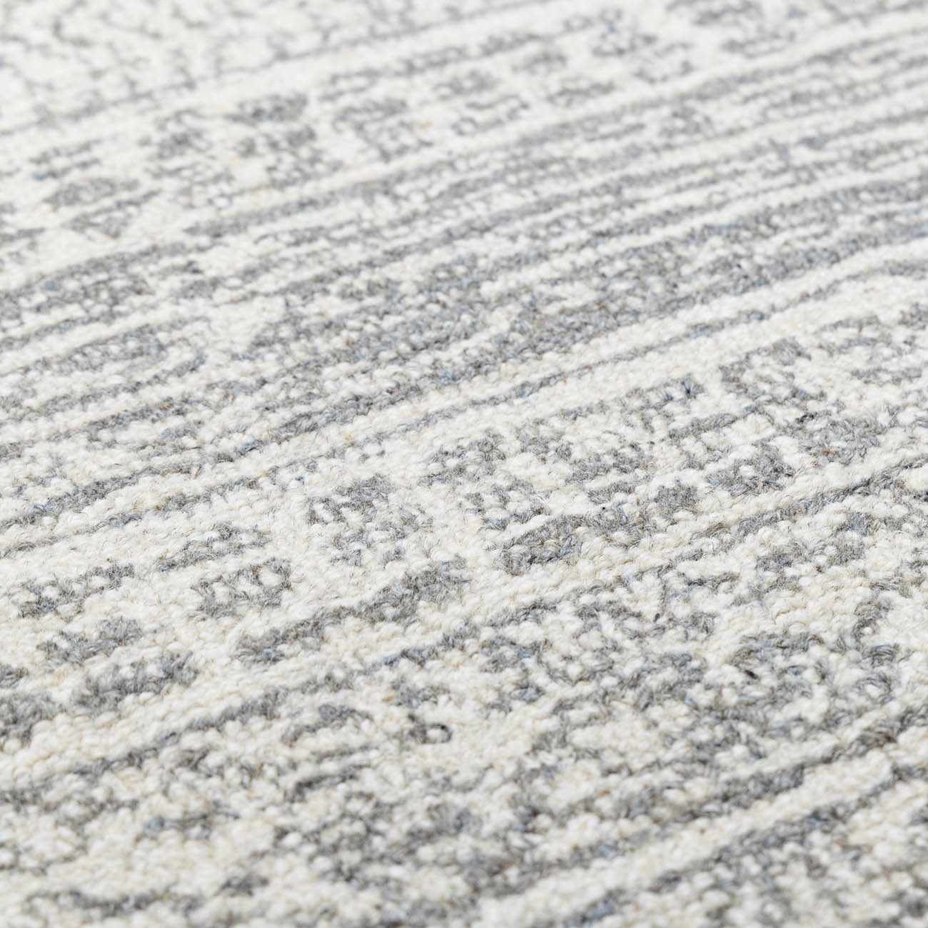 Kinmundy Tufted Maroc Wool Rug - Ornate Home