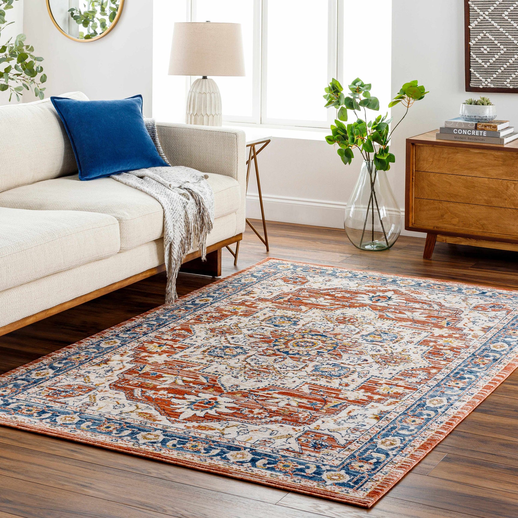 Kuro Traditional Style Rug - Clearance - Ornate Home