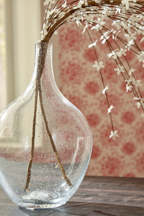 Kurthorne Clear Vase (10"H) - Ornate Home