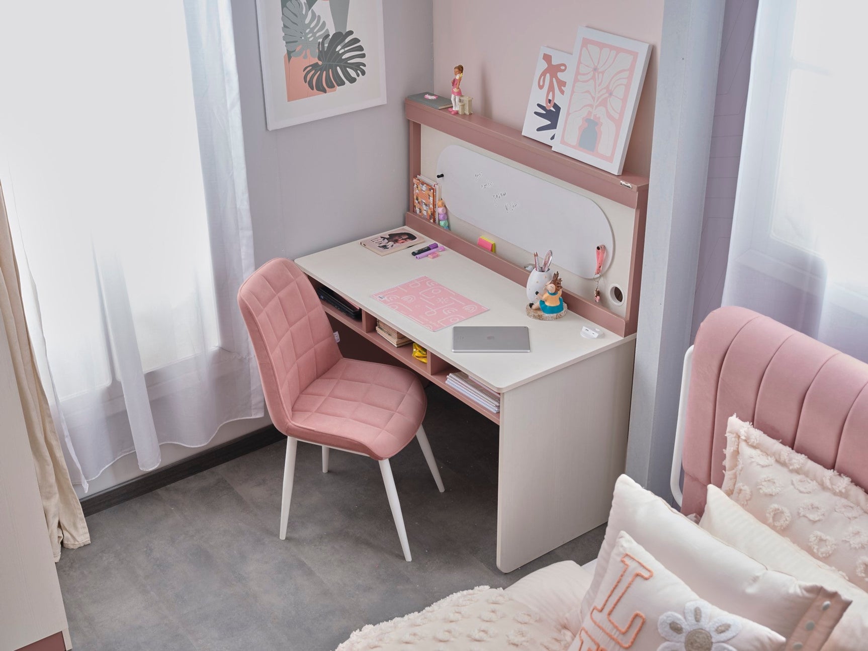 Linda Pink/White Study Desk With Top Module