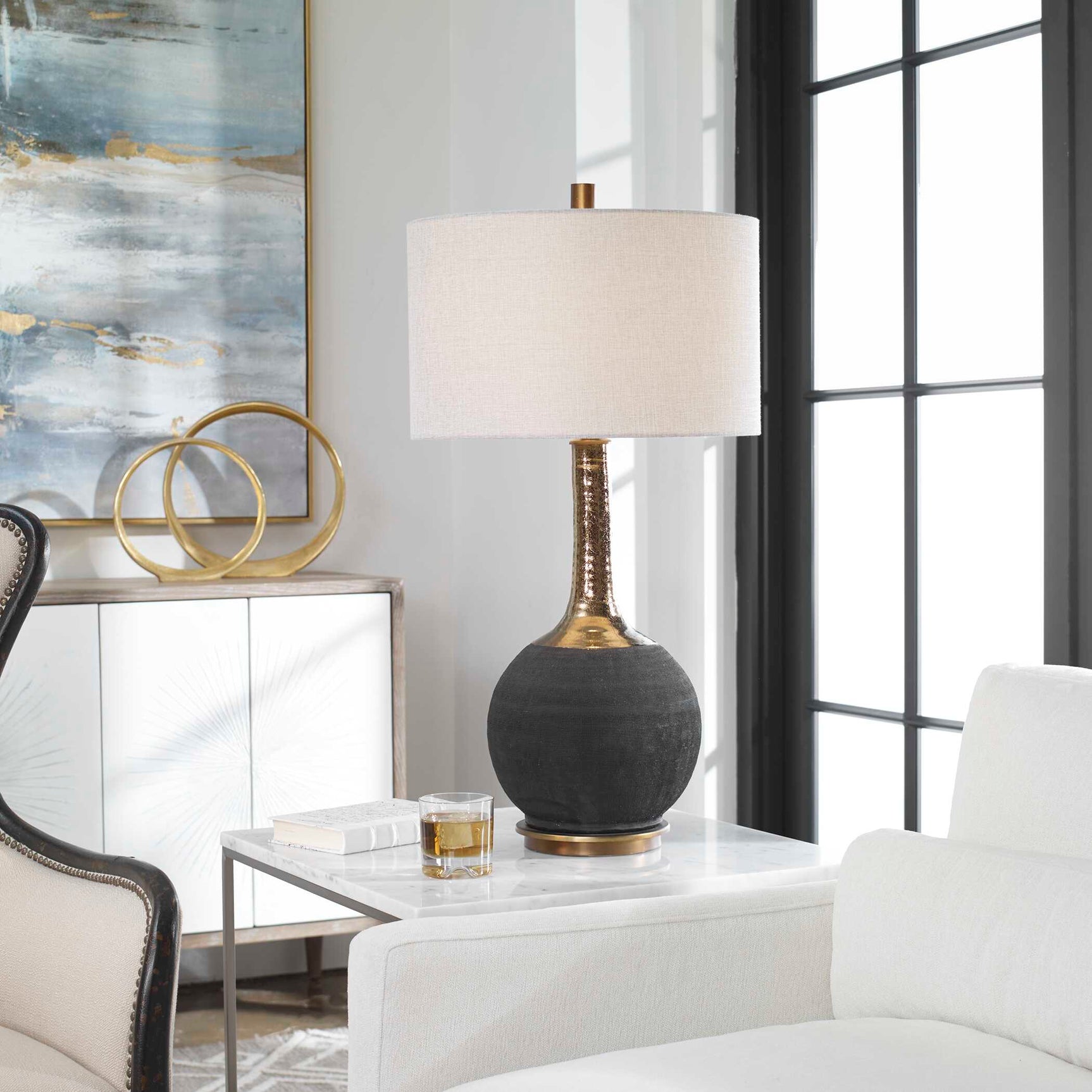 Arnav Multicolor Textured Black Lamp
