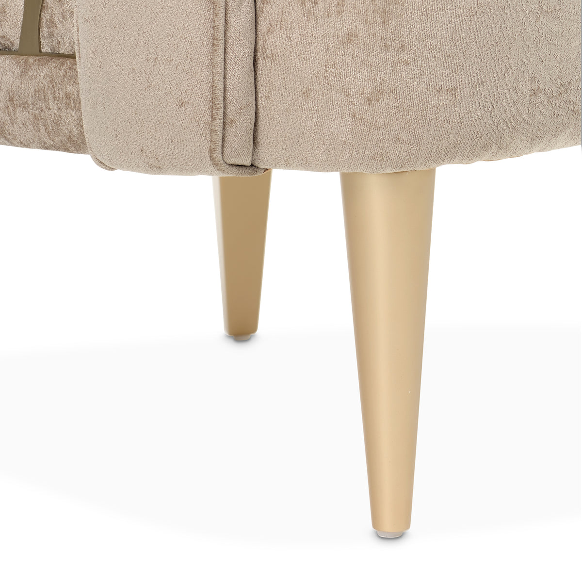 La Rachelle Medium Champagne/Lustre Flame Accent Chair