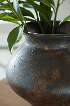 Laddlow Antique Brown Vase - Ornate Home