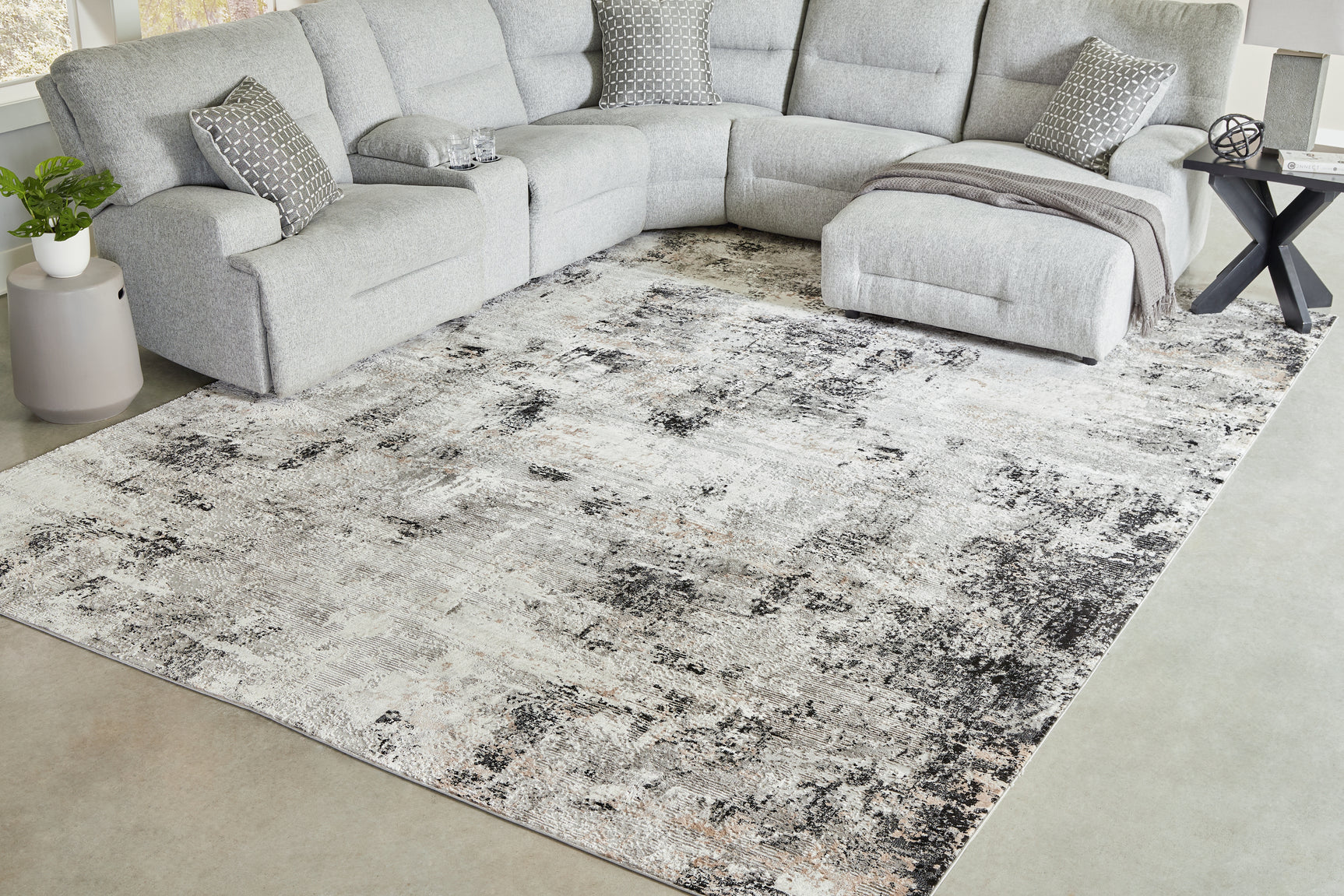 Langwell Black/Gray/White Extra Large Rug - Ornate Home