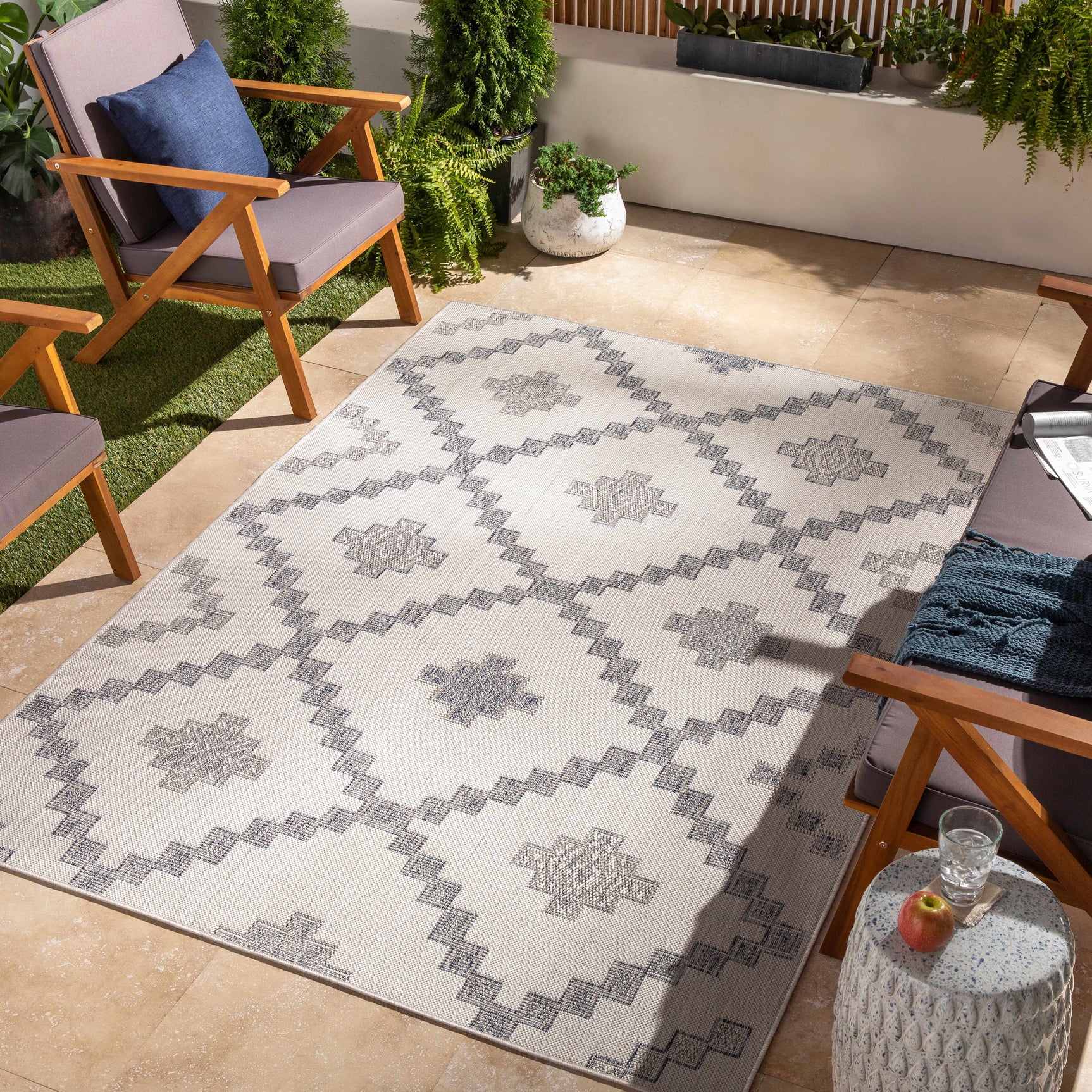Lanigan Indoor & Outdoor Rug - Clearance - Ornate Home