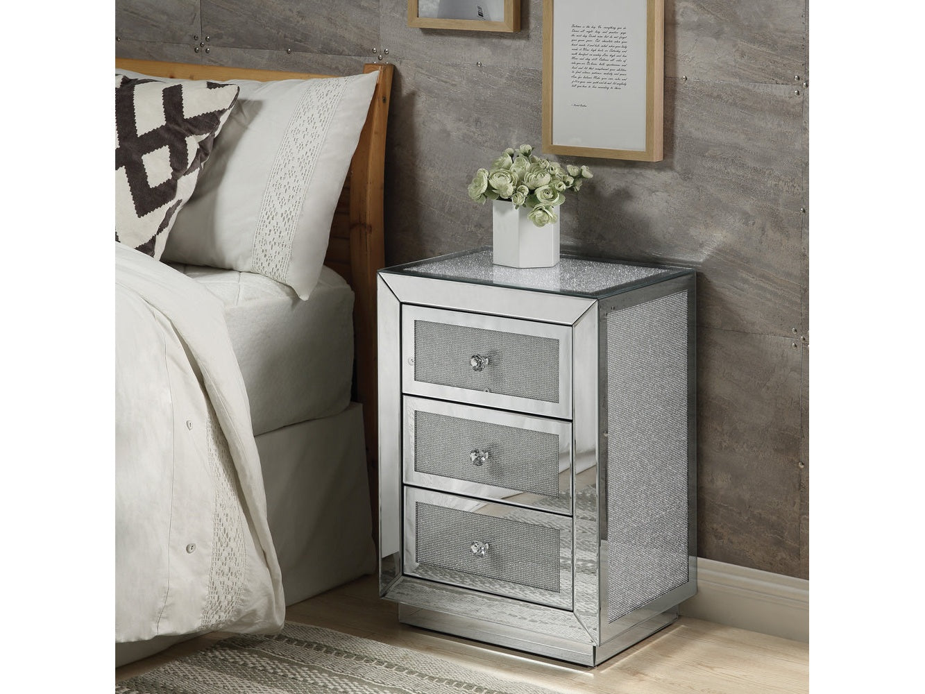 Lavina Mirrored & Faux Diamonds Accent Table - Ornate Home