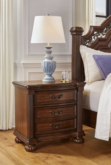 Lavinton Brown Queen Poster Bedroom Set with Dresser, Mirror, Chest and 2 Nightstands - Ornate Home