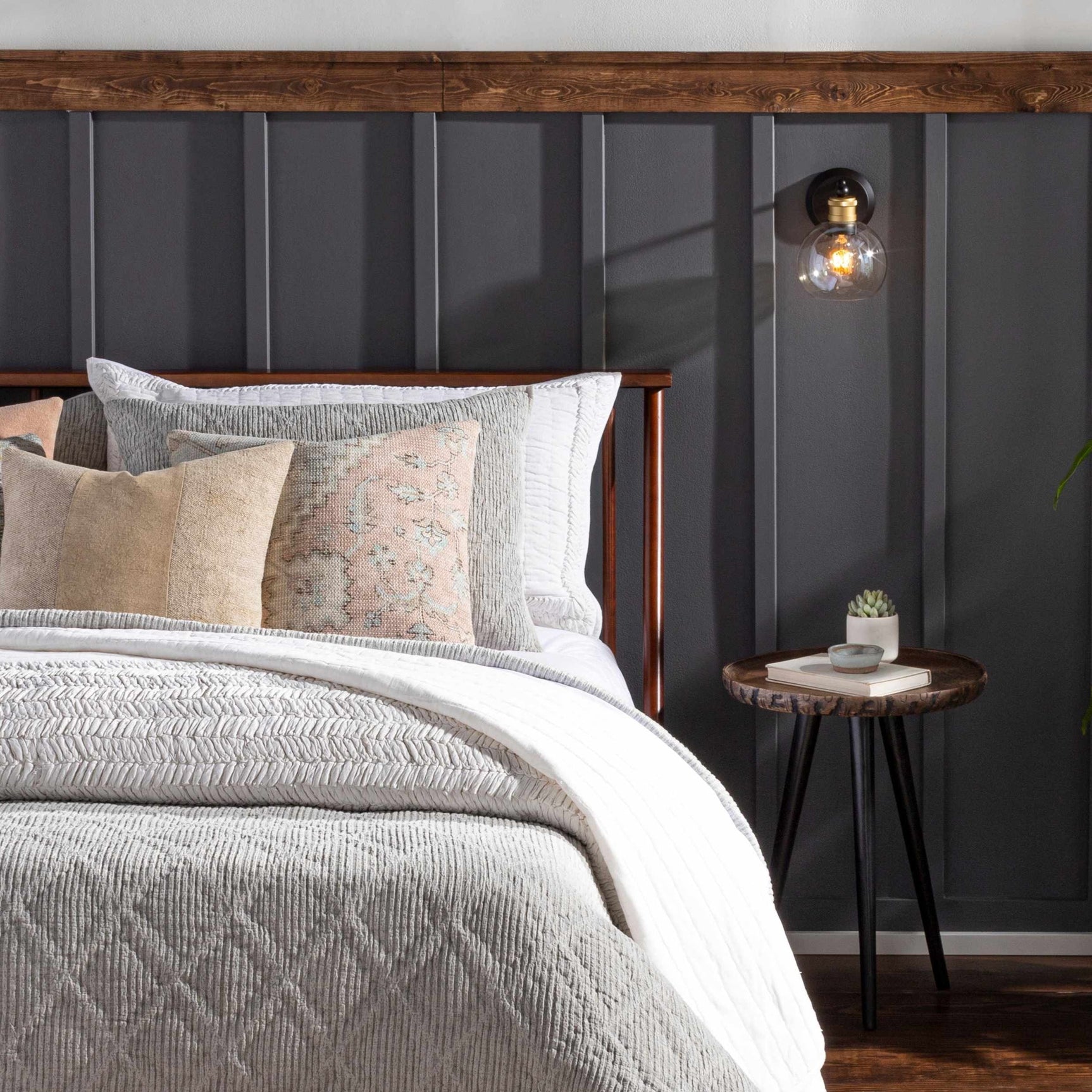 Leabrook Black Metal Wall Sconce - Ornate Home