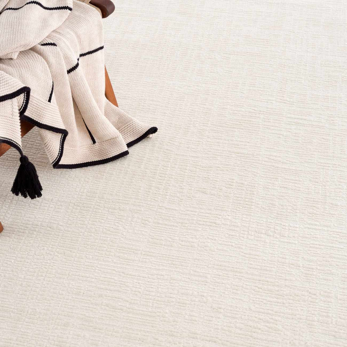 Leanna Cream Washable Area Rug - Ornate Home