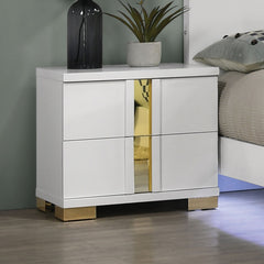 Lillestrom White Queen 5 Piece Bedroom Set w/Chest - Ornate Home