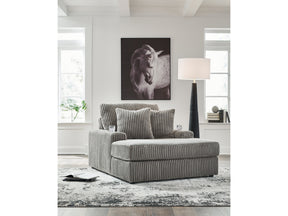 Lindyn Fog Chaise Lounge w/ 2 Cup Holders & USB Charging Port (Online Special Price) - Ornate Home