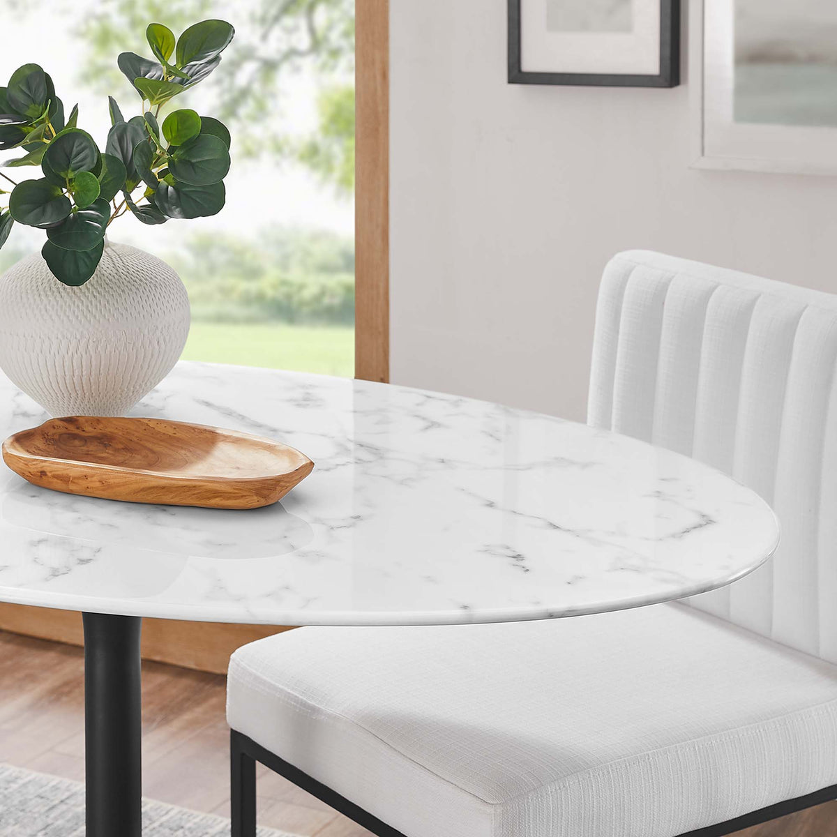 Lippa Black/White 48" Oval Faux Marble Dining Table - Ornate Home
