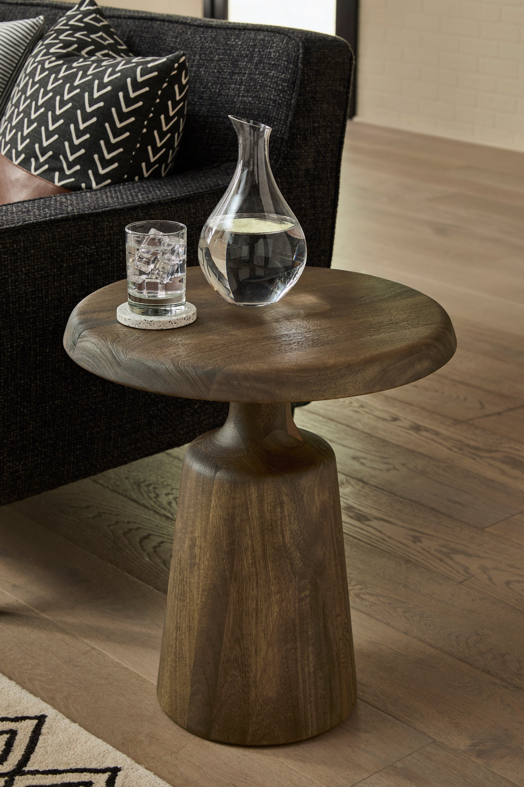 Lloyd Tamarind End Table