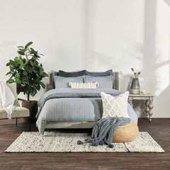Loomis Ivory/Gray 5'x8' Rug
