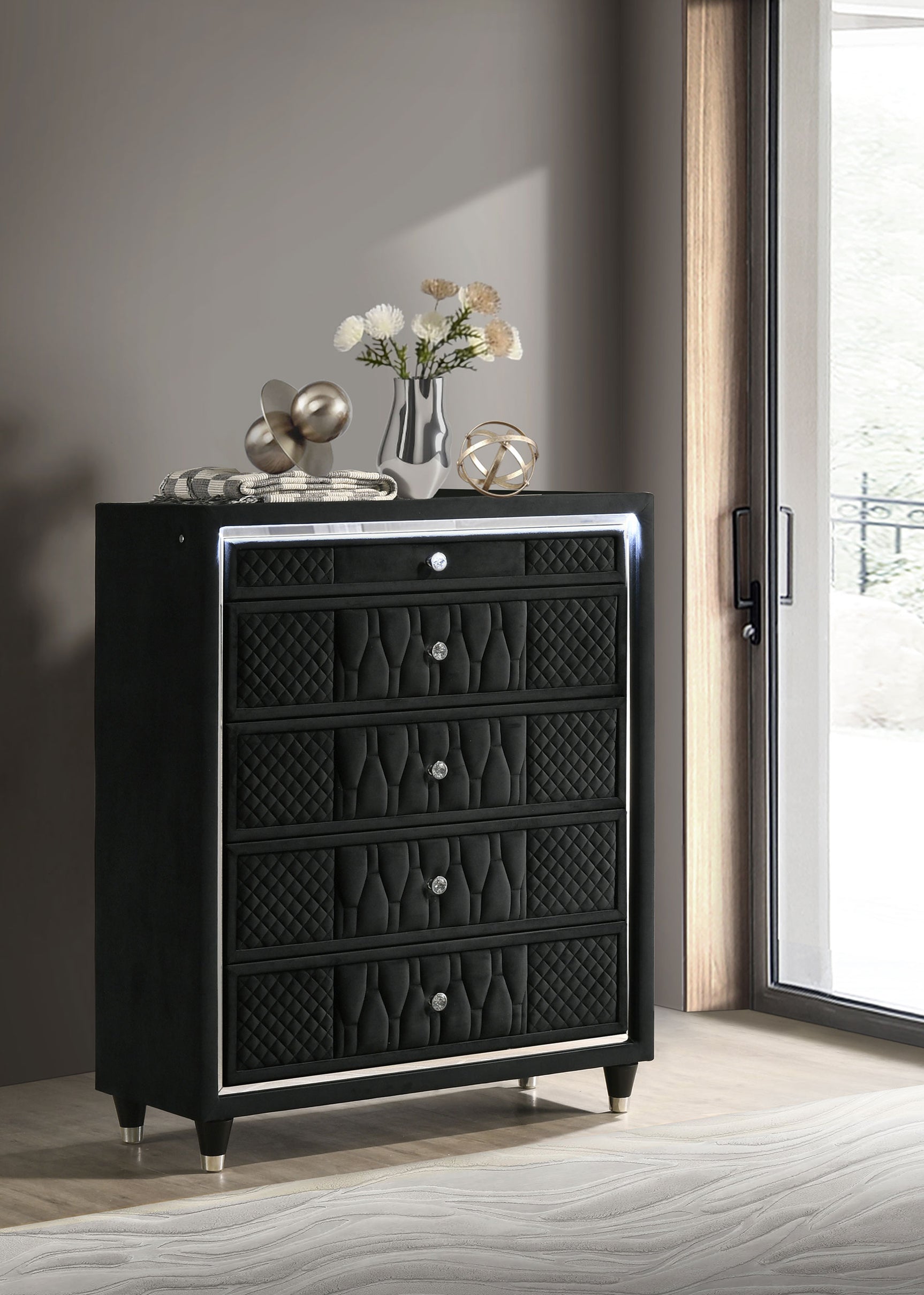 Lorient Black 5-drawer LED Chest of Drawers - Ornate Home