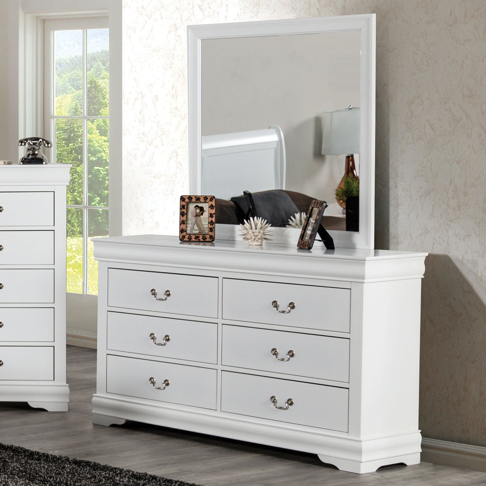 Louis Philippe White 5 Pc. Queen Bedroom Set w/ 2NS - Ornate Home