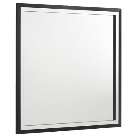 Lucia Grey 4-piece Queen Bedroom Set - Ornate Home