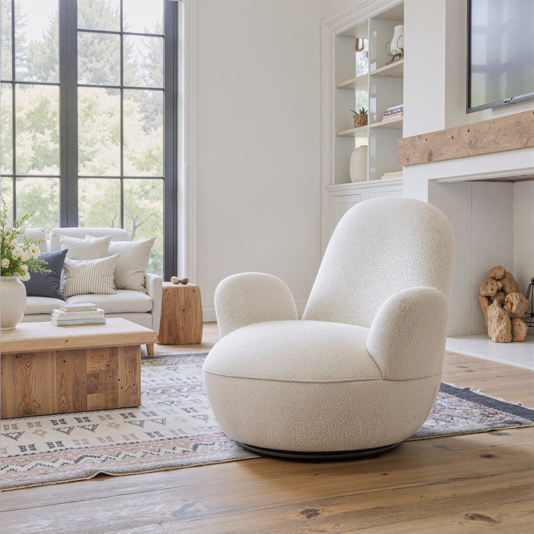 Lunet Ivory Swivel Chair