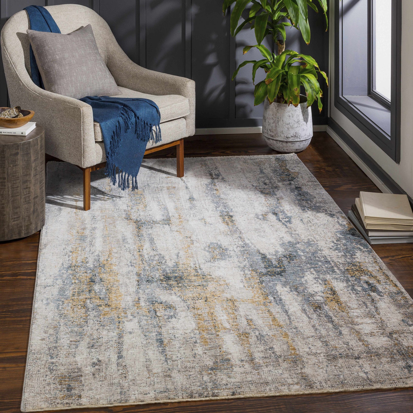 Lurnea Luxe Fringe Rug - Ornate Home