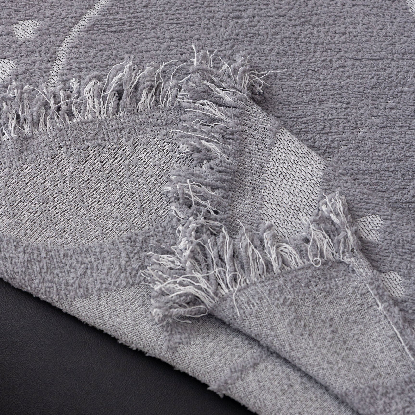 Luxurious Jacquard Couch Cover, Snag-Resistant Pet Friendly Couch Throw with Fringe - Ornate Home