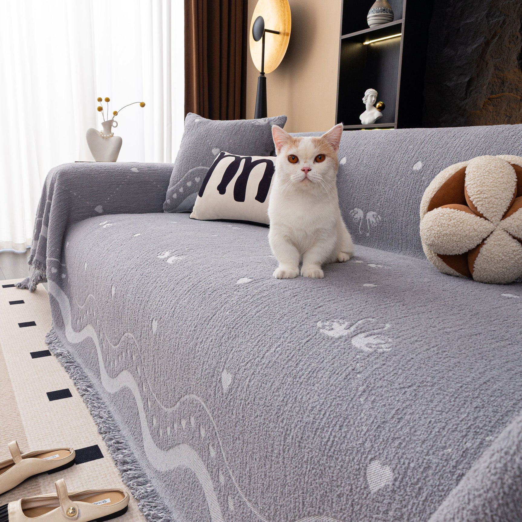Luxurious Jacquard Couch Cover, Snag-Resistant Pet Friendly Couch Throw with Fringe - Ornate Home