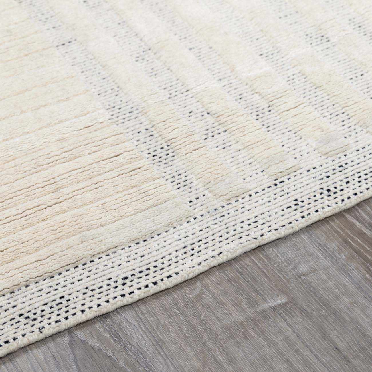Yulia Wool Area Rug - Clearance