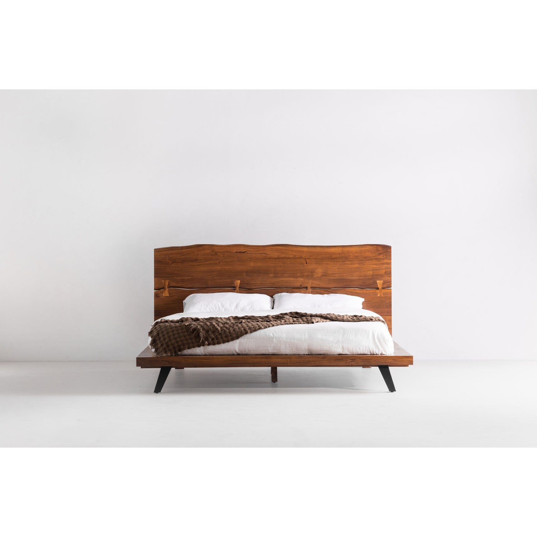 Madagascar Brown Queen Platform Bed - Ornate Home