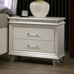 Maddie Pearl White/White 5 Pc. Queen Bedroom Set w/ Night Stand - Ornate Home