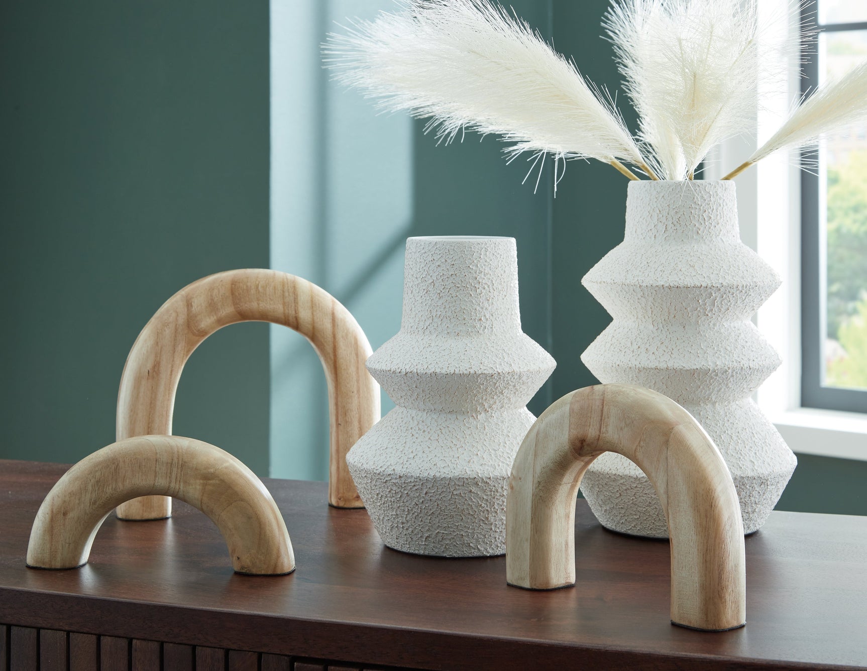 Maddwarth White/Natural Brown Accessory Set (Set of 5) (Online Special Price) - Ornate Home
